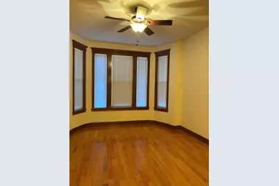 3304 N Albany Avenue, Chicago, IL 60618 - Photo 3