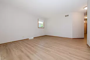 2516 Red Oak Trail, Crest Hill, IL 60403 - Photo 25
