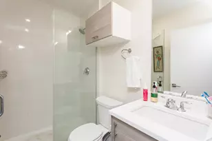 1740 W Henderson St, Chicago, IL 60657 - Photo 13