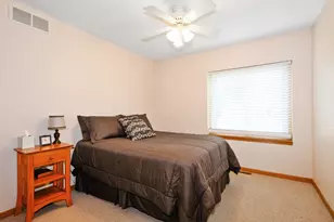 22703 Lawndale Ave, Richton Park, IL 60471 - Photo 17