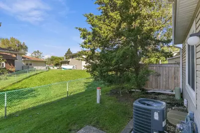 1978 N Jamestown Drive, Palatine, IL 60074 - Photo 3