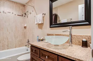 1250 Rudolph Rd, Northbrook, IL 60062 - Photo 17