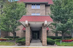1250 Rudolph Rd, Northbrook, IL 60062 - Photo 1