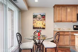 1250 Rudolph Rd, Northbrook, IL 60062 - Photo 9