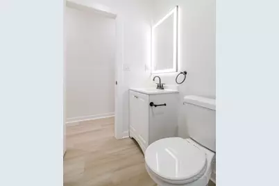 1052 N Central Park Avenue, Chicago, IL 60651 - Photo 31