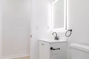 1052 N Central Park Ave, Chicago, IL 60651 - Photo 31