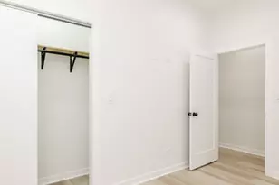 1052 N Central Park Ave, Chicago, IL 60651 - Photo 21
