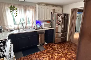 227 Wellesley Ln, Schaumburg, IL 60193 - Photo 7