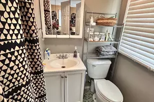 227 Wellesley Ln, Schaumburg, IL 60193 - Photo 19