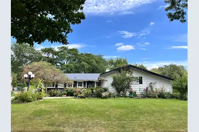 227 Wellesley Lane, Schaumburg, IL 60193 - Photo 1