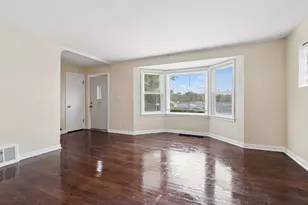 49 Parkside Ave, Chicago Heights, IL 60411 - Photo 3