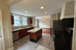 414 W Park Ave, Round Lake, IL 60073 - Photo 17