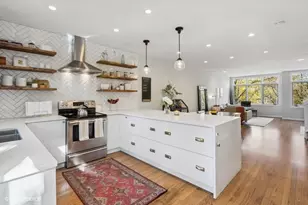 2715 N Janssen Ave, Chicago, IL 60614 - Photo 9