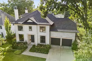 932 Allmen Ave, Hinsdale, IL 60521 - Photo 1