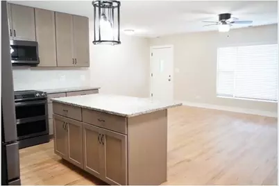 162 Thunderbird Trail, Carol Stream, IL 60188 - Photo 11