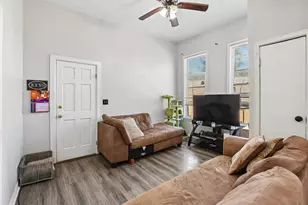 3501 W Walnut St, Chicago, IL 60624 - Photo 5
