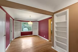 27 Francis Ave, Crystal Lake, IL 60014 - Photo 3