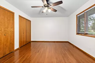 8316 Ashley Ln, Tinley Park, IL 60477 - Photo 11