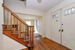 130 Westhampton Ct, Aurora, IL 60504 - Photo 3