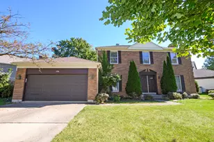 130 Westhampton Ct, Aurora, IL 60504 - Photo 1