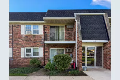 2419 Ogden Avenue #8, Downers Grove, IL 60515 - Photo 1