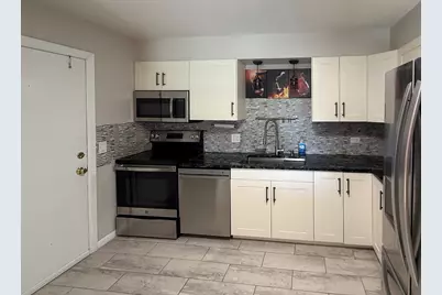 2419 Ogden Avenue #8, Downers Grove, IL 60515 - Photo 3