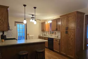 2 Acorn Dr, Harrisburg, IL 62946 - Photo 13