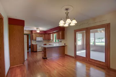 1008 1st Avenue, Fulton, IL 61252 - Photo 5