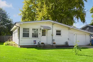 1209 Retz Dr, Ottawa, IL 61350 - Photo 1