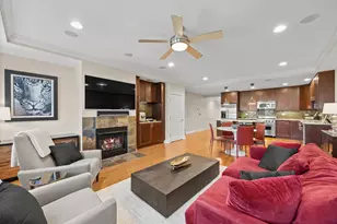 1921 W Diversey Pkwy, Chicago, IL 60614 - Photo 3