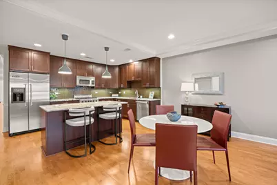 1921 W Diversey Parkway #402, Chicago, IL 60614 - Photo 5
