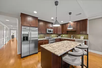 1921 W Diversey Parkway #402, Chicago, IL 60614 - Photo 7