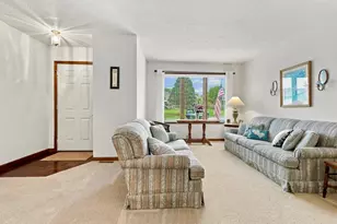 113 Manor Cir, Bloomington, IL 61704 - Photo 17