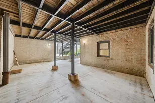 2700 W Cortland Ave, Chicago, IL 60647 - Photo 29