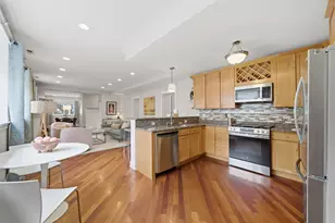 2700 W Cortland Ave, Chicago, IL 60647 - Photo 11