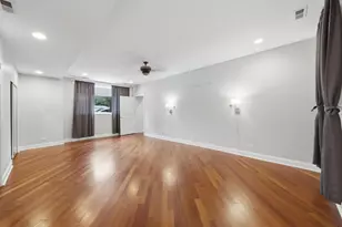 2700 W Cortland Ave, Chicago, IL 60647 - Photo 13