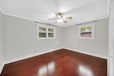 515 Falmouth Lane, Schaumburg, IL 60193 - Photo 15
