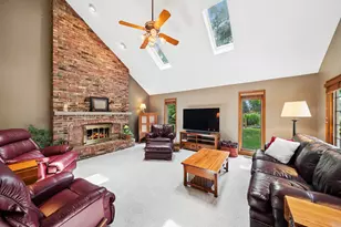 808 Lyndhurst Ct, Naperville, IL 60563 - Photo 13