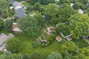 808 Lyndhurst Ct, Naperville, IL 60563 - Photo 35