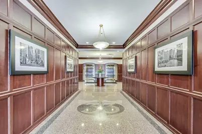 33 W Huron Street #805, Chicago, IL 60654 - Photo 3