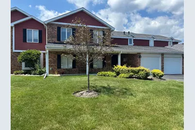 7236 Cottonwood Court #A, Willowbrook, IL 60527 - Photo 1