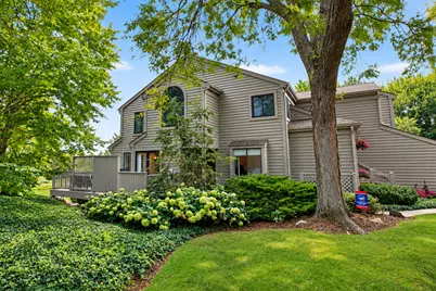 873 W Longmeadow Court, Lake Barrington, IL 60010 - Photo 1