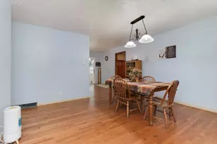 205 S Miller, Clifton, IL 61727 - Photo 9