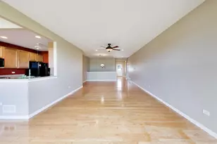 3172 Ravinia Cir, Mundelein, IL 60060 - Photo 19