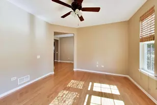 3172 Ravinia Cir, Mundelein, IL 60060 - Photo 9