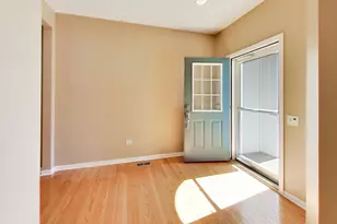 3172 Ravinia Cir, Mundelein, IL 60060 - Photo 5