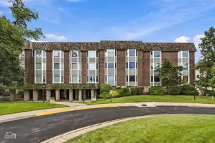 2600 Windsor Mall, Park Ridge, IL 60068 - Photo 1