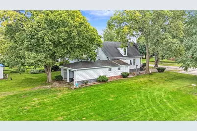 708 E Elm Street, Fairbury, IL 61739 - Photo 23