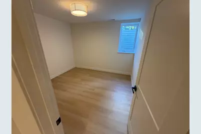 375 W Winchester Road #108, Libertyville, IL 60048 - Photo 5