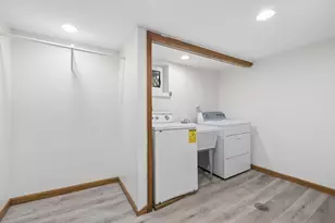 333 E Chicago Ave, Hinsdale, IL 60521 - Photo 17